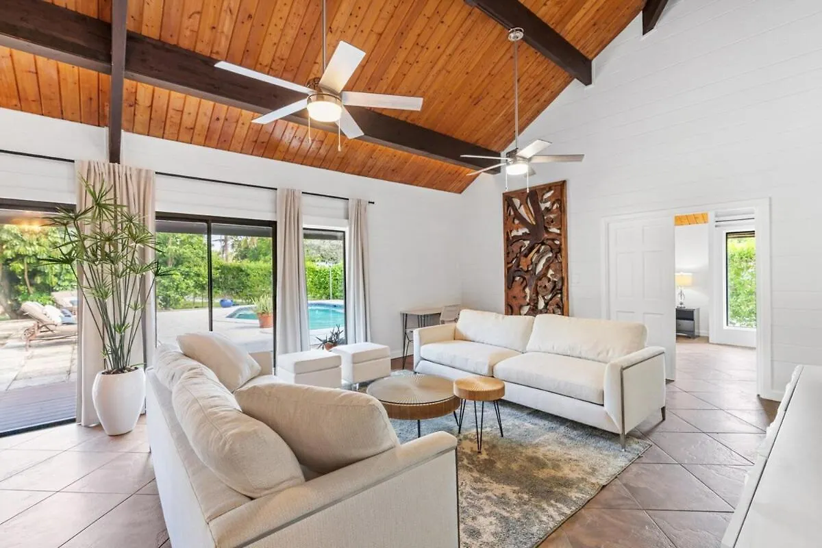 Private Pool 3 Bedrooms Oasis Sandalwood Escape George Town 0*,