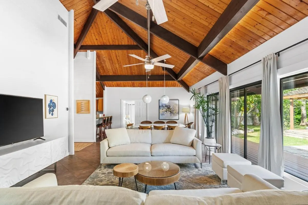 Villa Private Pool 3 Bedrooms Oasis Sandalwood Escape George Town