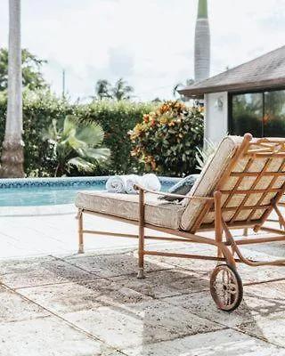Private Pool 3 Bedrooms Oasis Sandalwood Escape George Town Villa